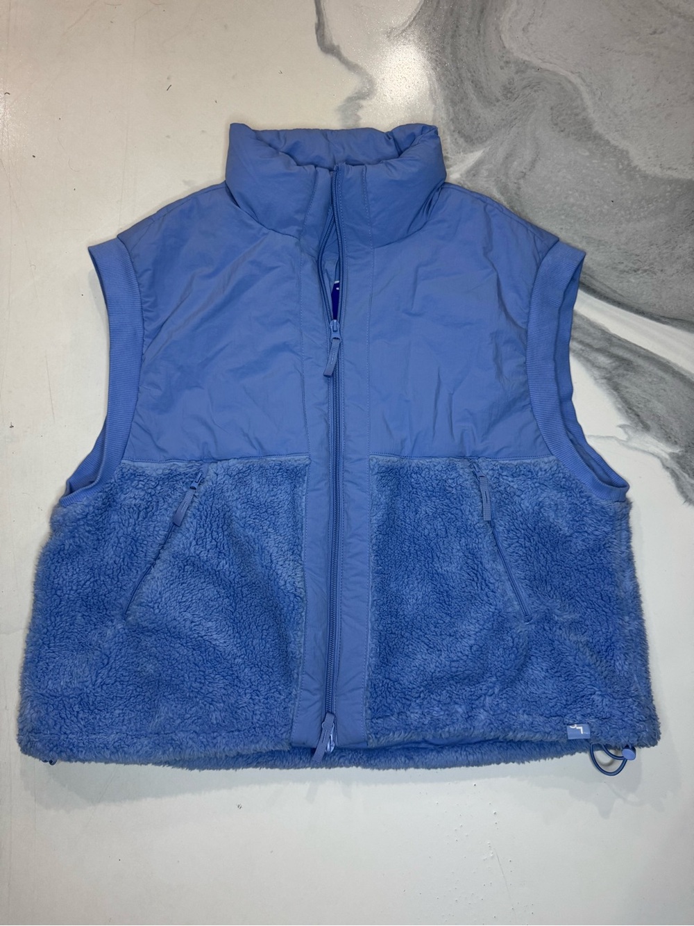 JoyLab Women’s High Pile Boxy Fit Vest - Hydrangea Size Medium NWT